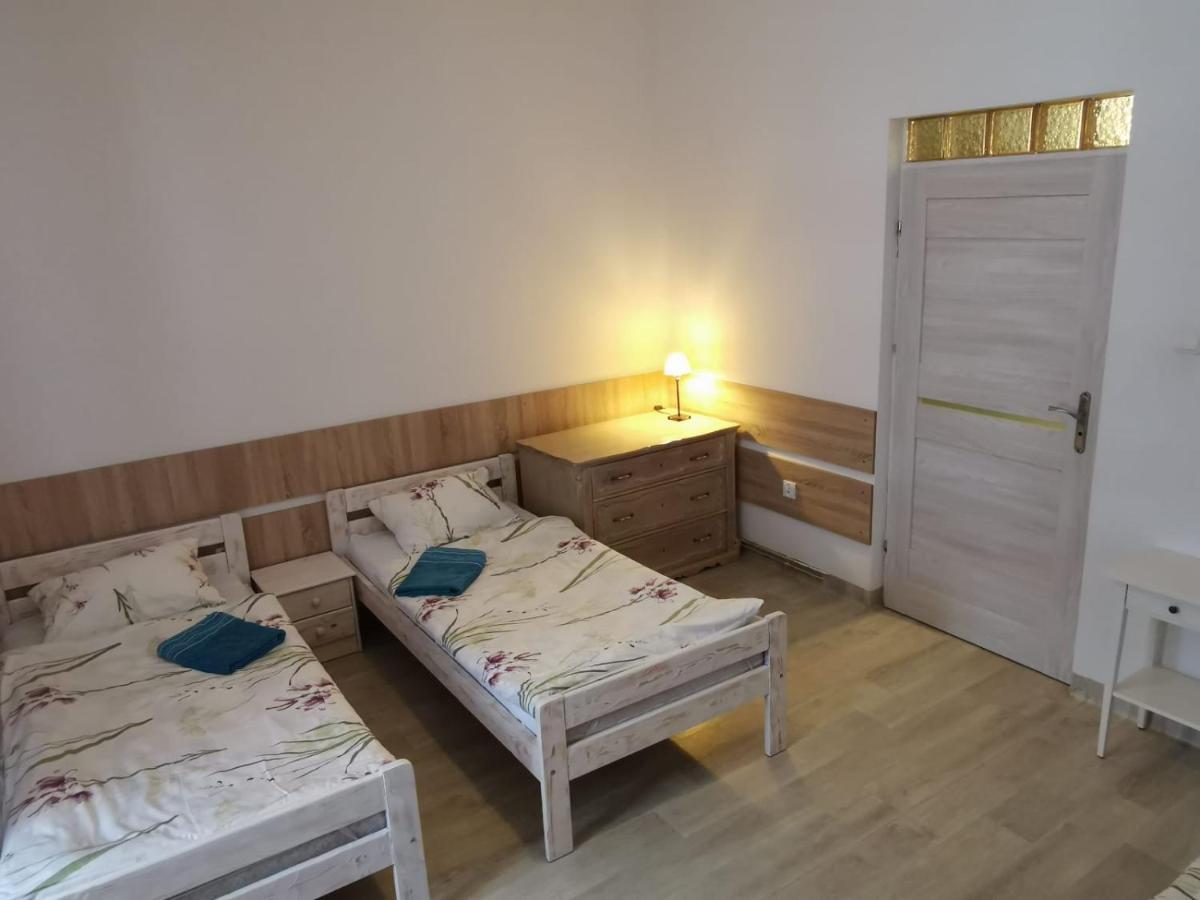 Osrodek Wypoczynkowy Radosno Hotel Sokolowsko Kültér fotó