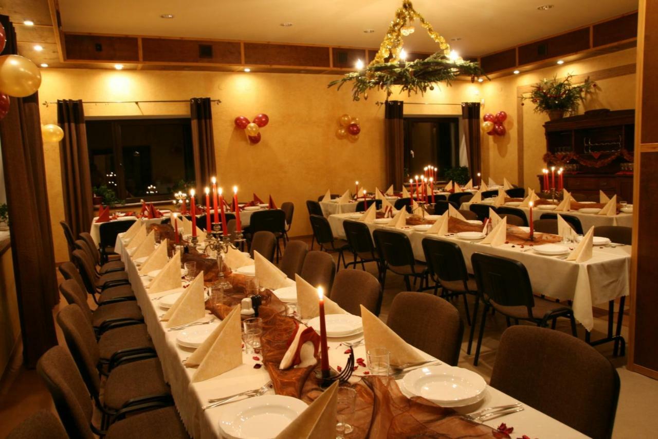 Osrodek Wypoczynkowy Radosno Hotel Sokolowsko Kültér fotó